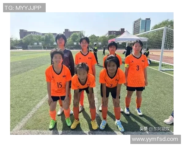 足球明星女儿的七位公主们在绿茵场上绽放光彩的故事