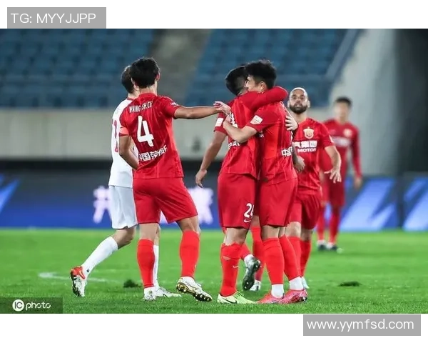 梅州业余足球明星阵容揭晓球员风采与实力一览无遗